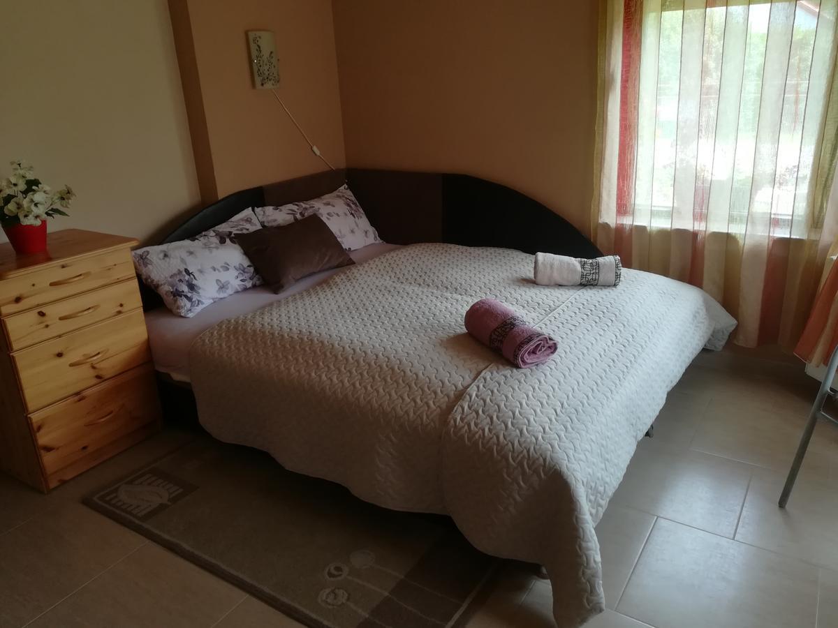 Betty Apartman Balatonfůzfő Zewnętrze zdjęcie